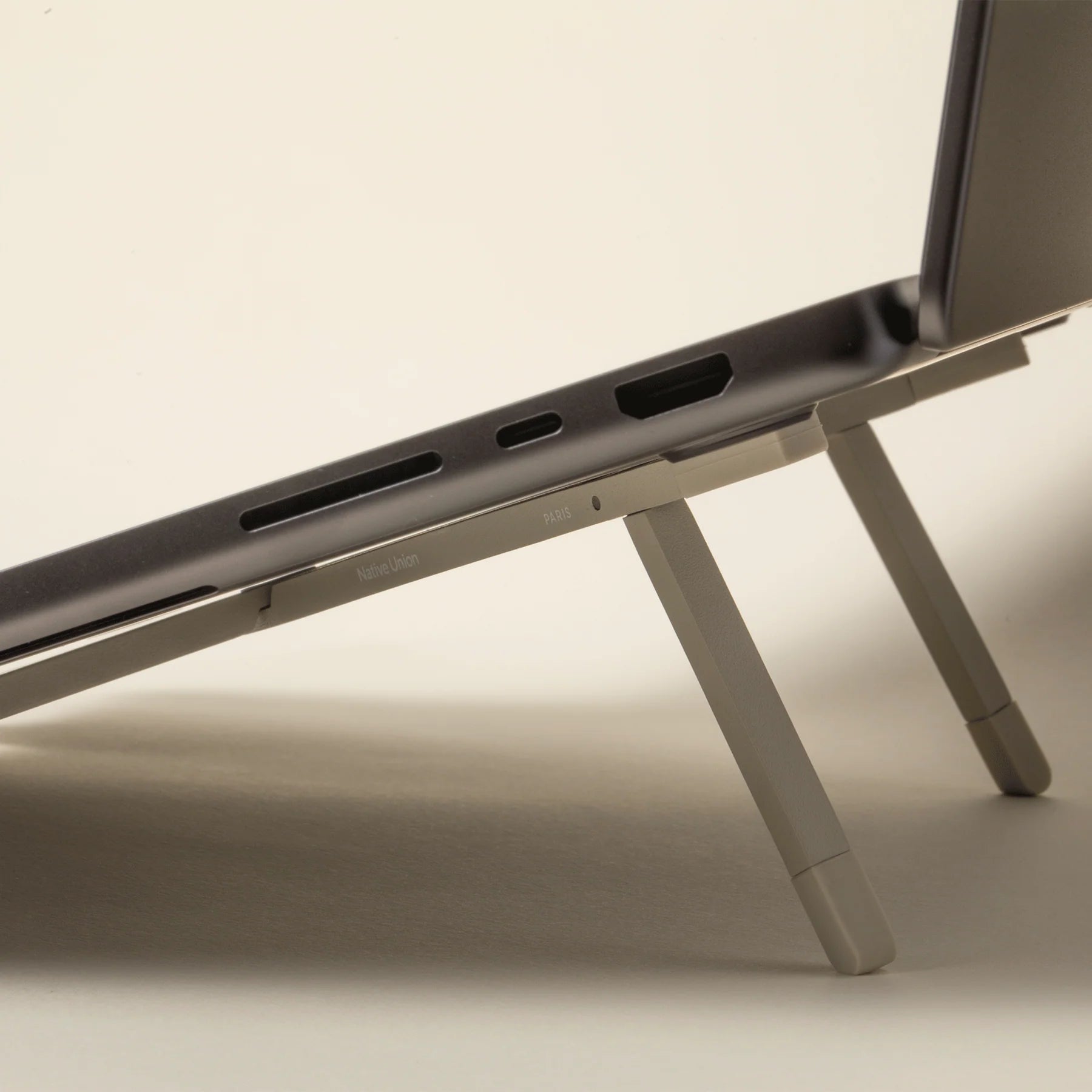 Native Union Fold Aluminium Laptop Stand Sanstone-Rp