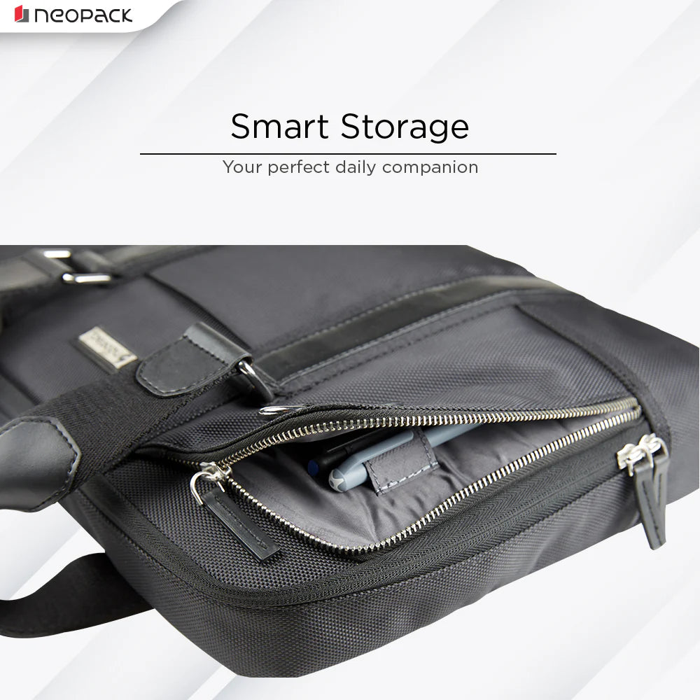 Victor Messenger Bag For Upto 14.2" Macbooks (Black)