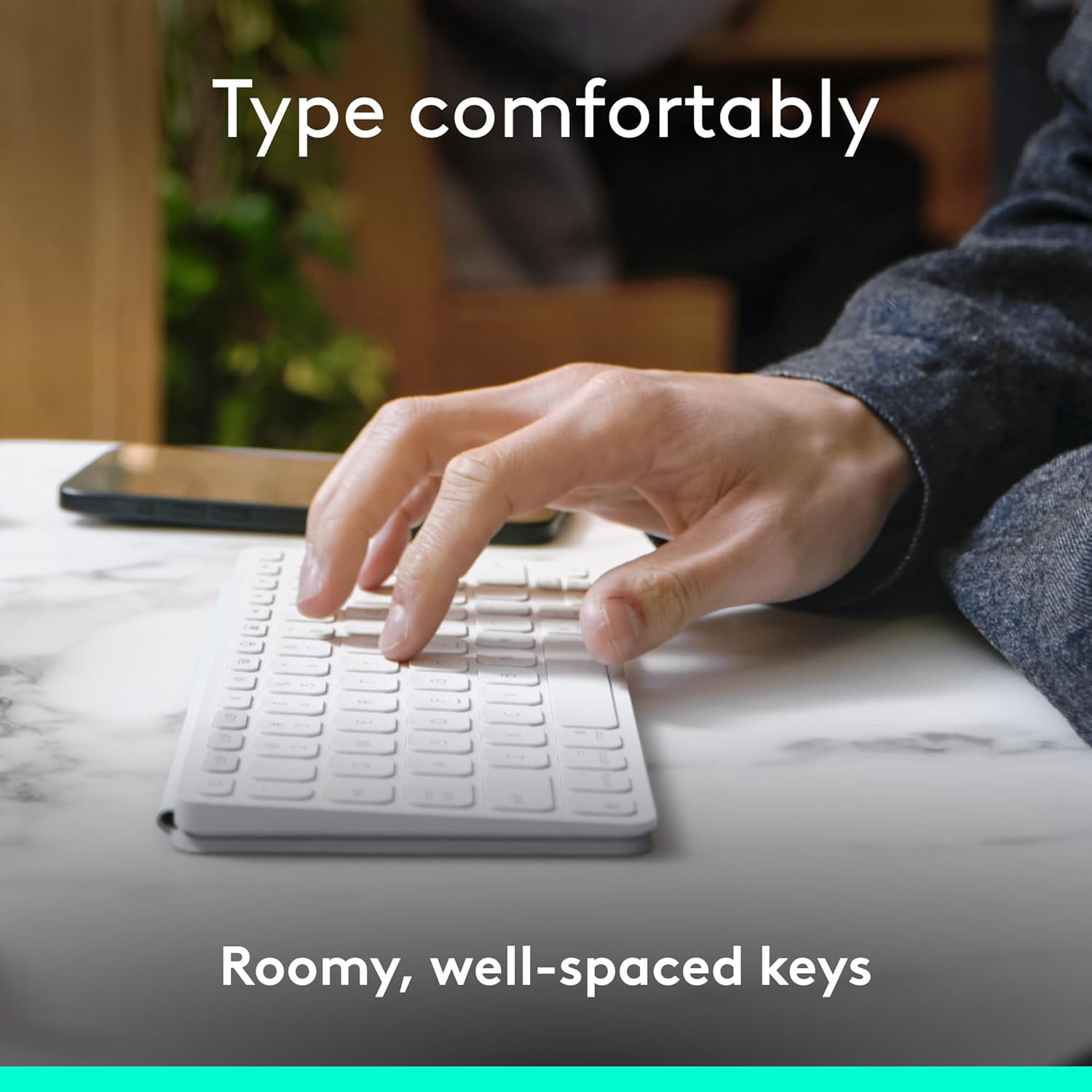 Logitech Keys-to-Go 2 Portable Bluetooth Keyboard for Tablet with Built-in Cover, Slim and Compact Wireless Keyboard for Windows, Android, Linux, iPad, iPhone, Mac, Apple TV - Graphite