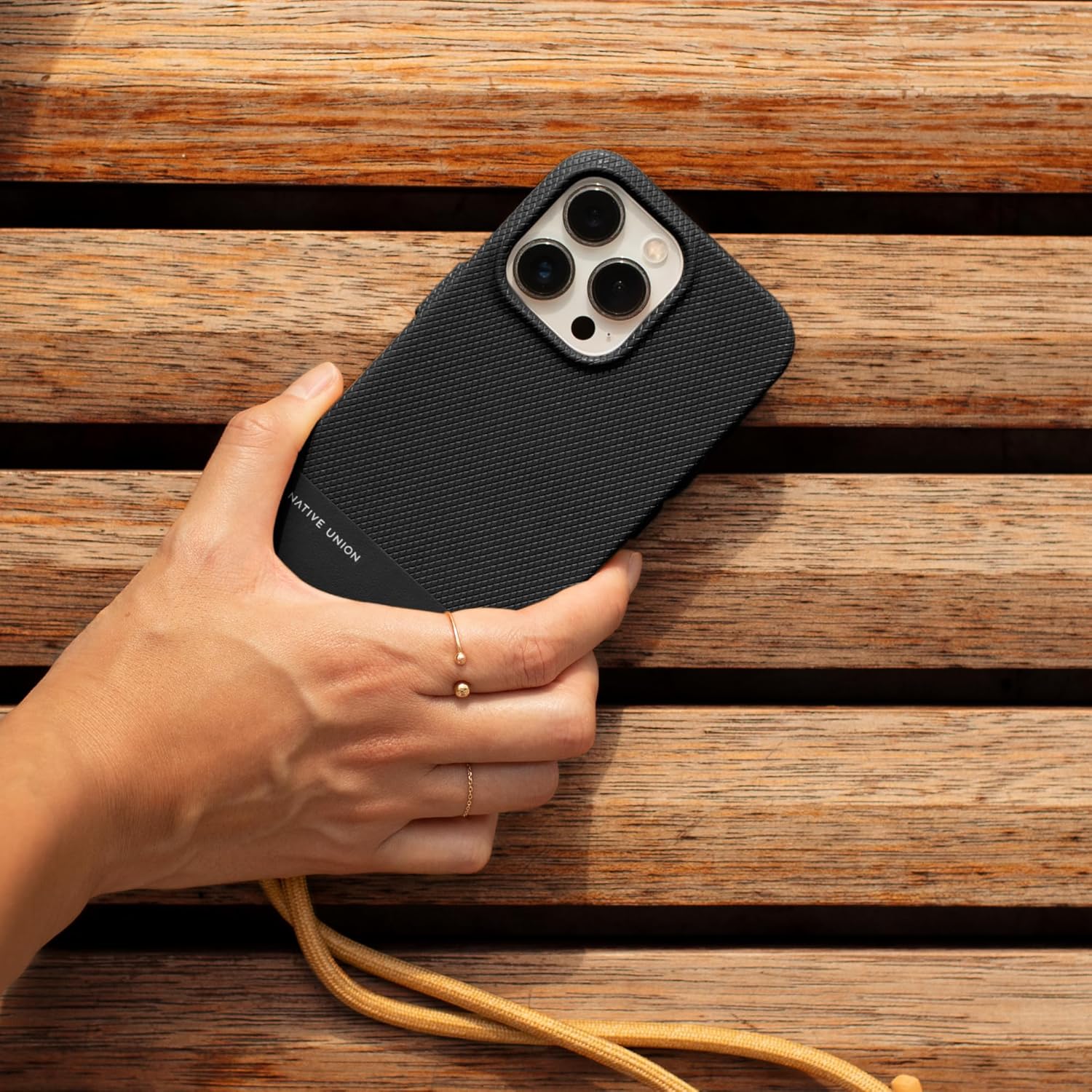 NATIVE UNION (RE)CLASSIC CASE FOR IPHONE 16 PRO BLACK