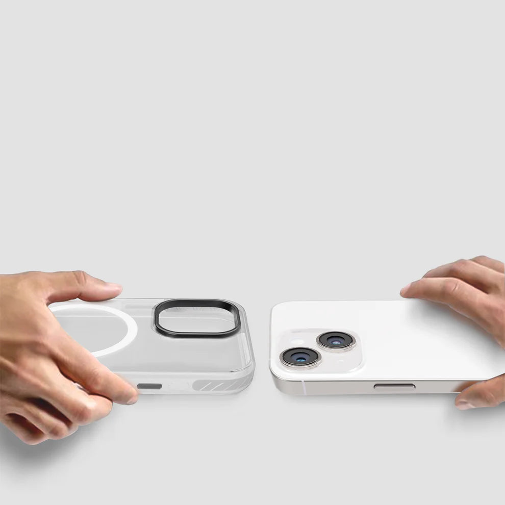 GRIPP Combat Apple iPhone 15 with MagSafe Case - Clear
