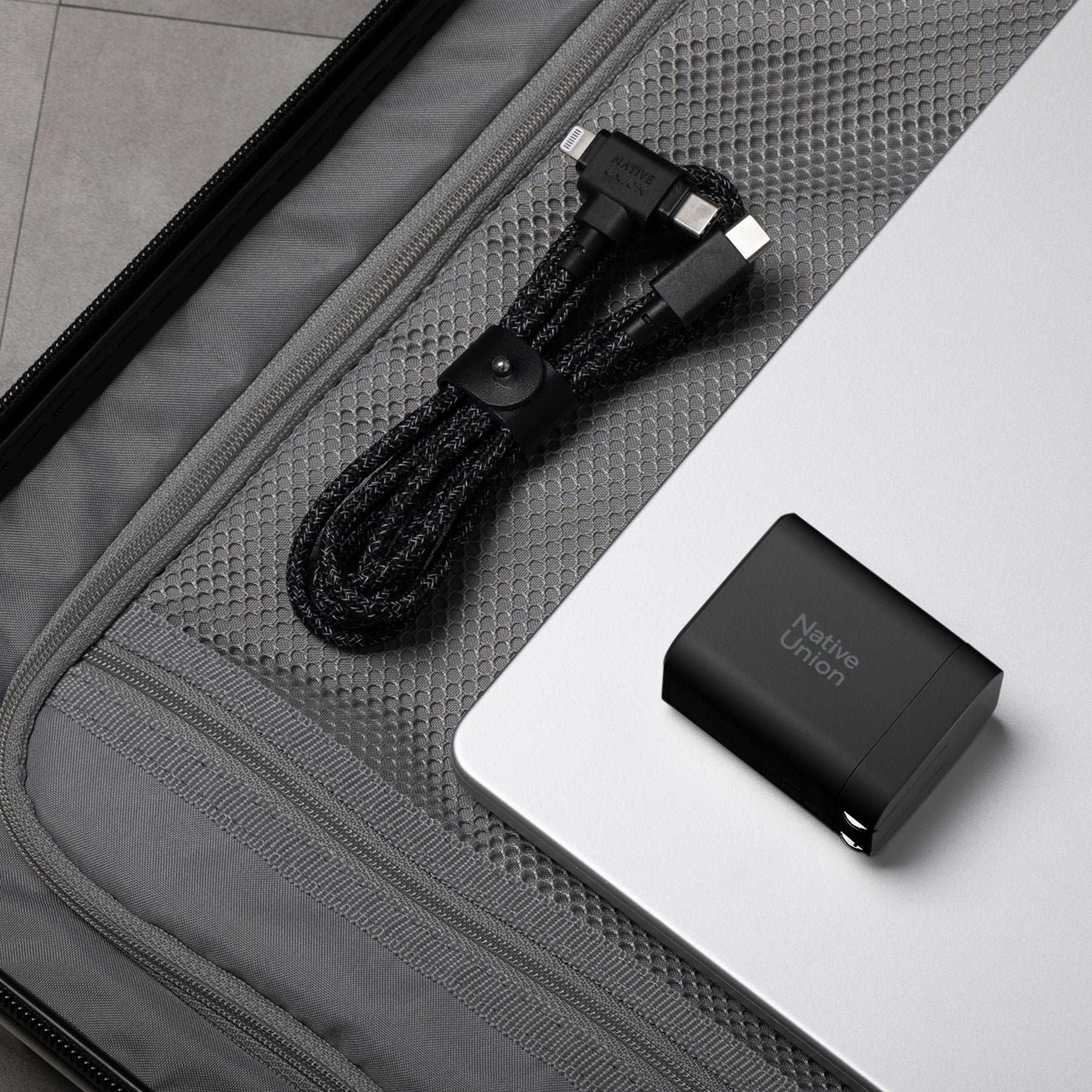 Native Union Fast GaN Charger PD 45W 1C + 1A