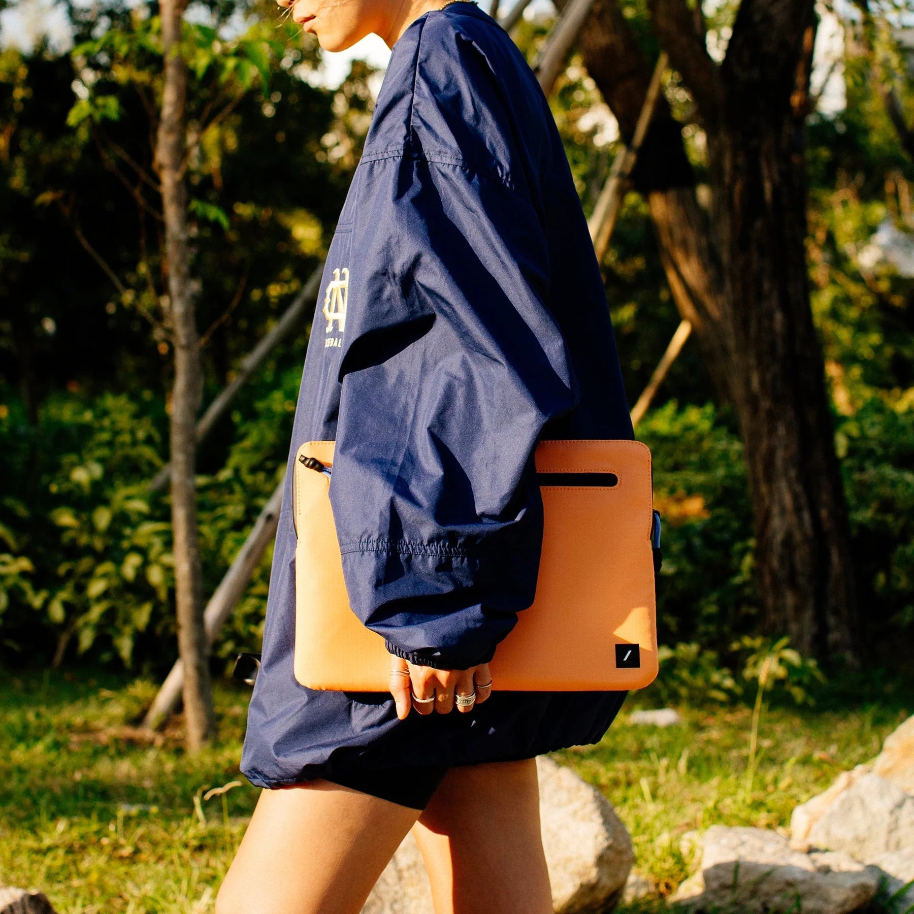 "NATIVE UNION ULTRALIGHT SLEEVE FOR  MACBOOK 16"" APRICOT"