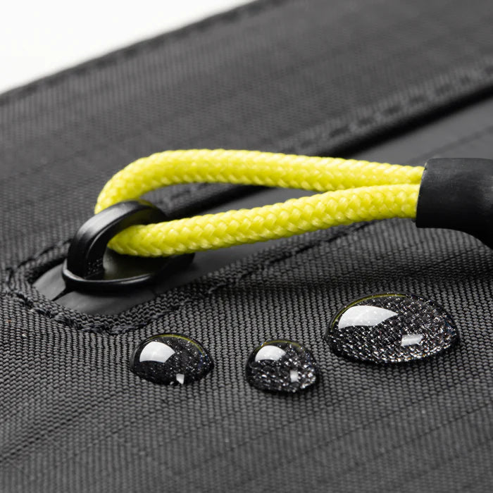 NATIVE UNION ULTRALIGHT SLEEVE FOR MACBOOK 14" BLACK