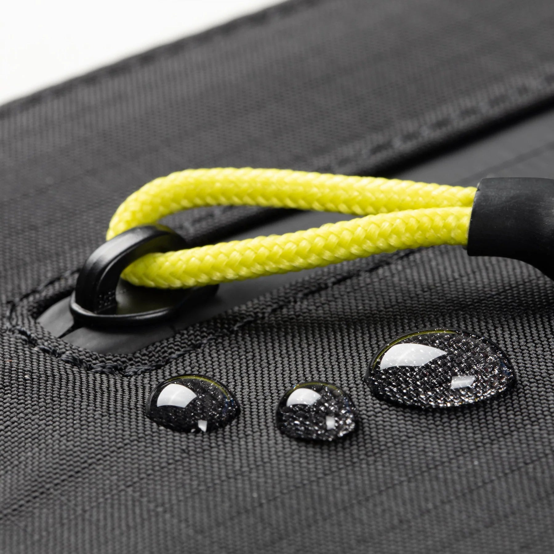 "NATIVE UNION ULTRALIGHT SLEEVE FOR  MACBOOK 16"" BLACK"
