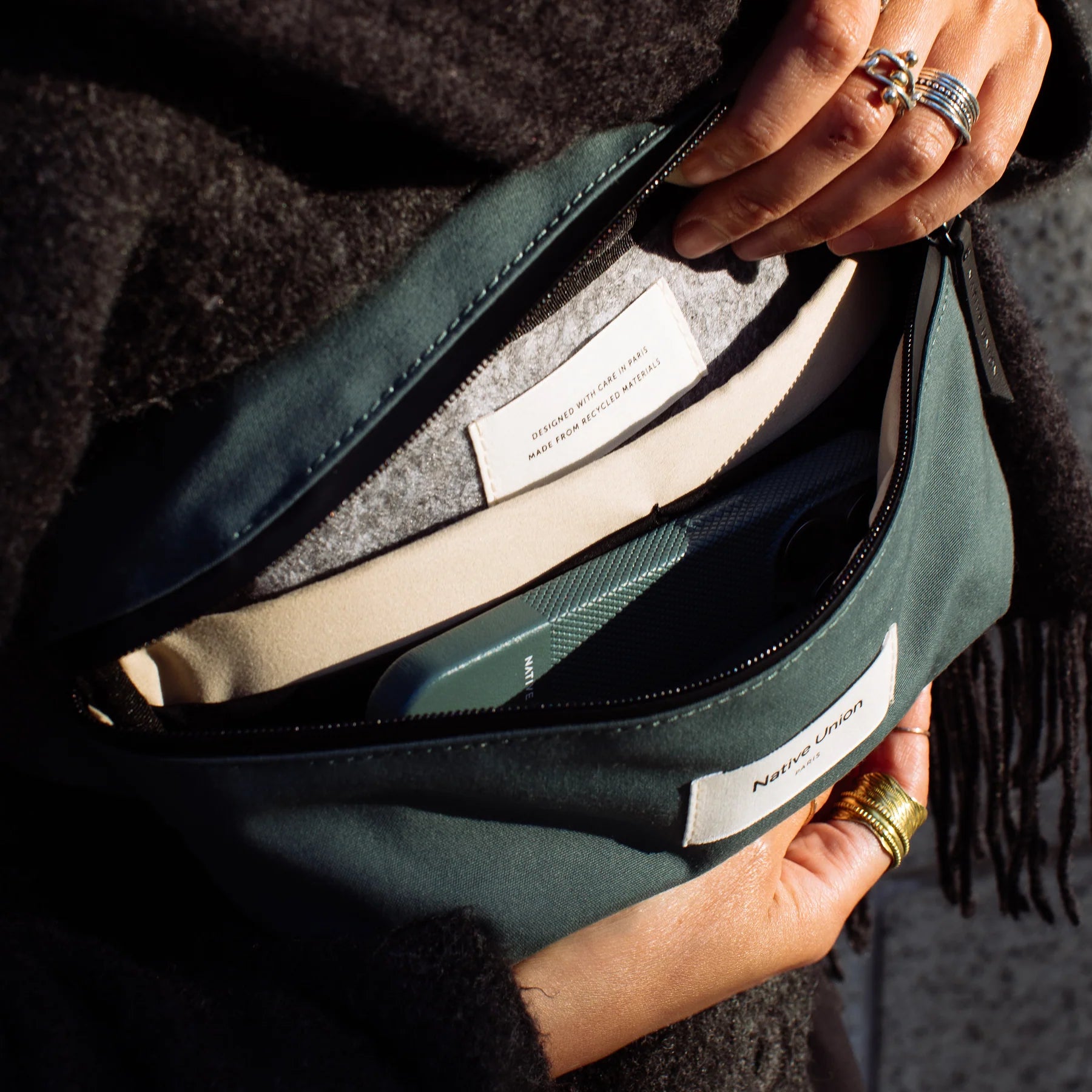 NATIVE UNION WFA CROSSBODY POUCH SLATE GREEN