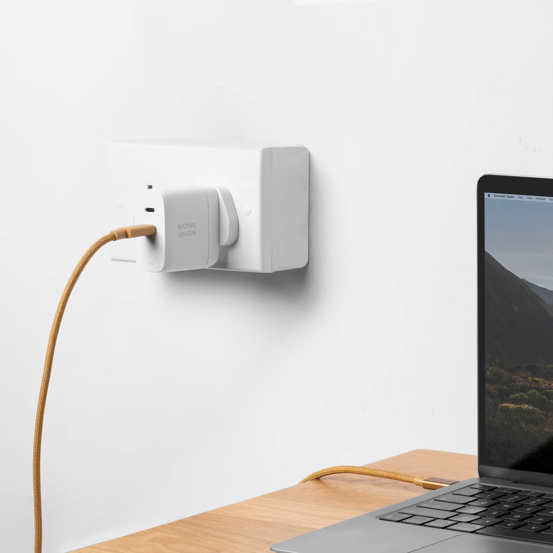 Native Union  Fast GaN Charger PD 67W