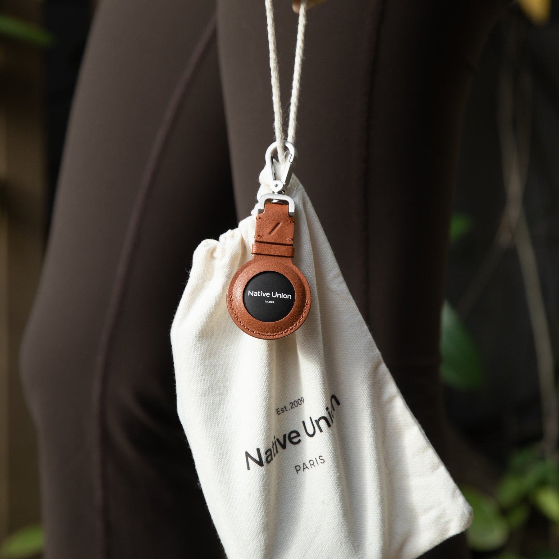 Native Union Find It Tag The Effortless Way to Keep Track of Your Valuable Belongings