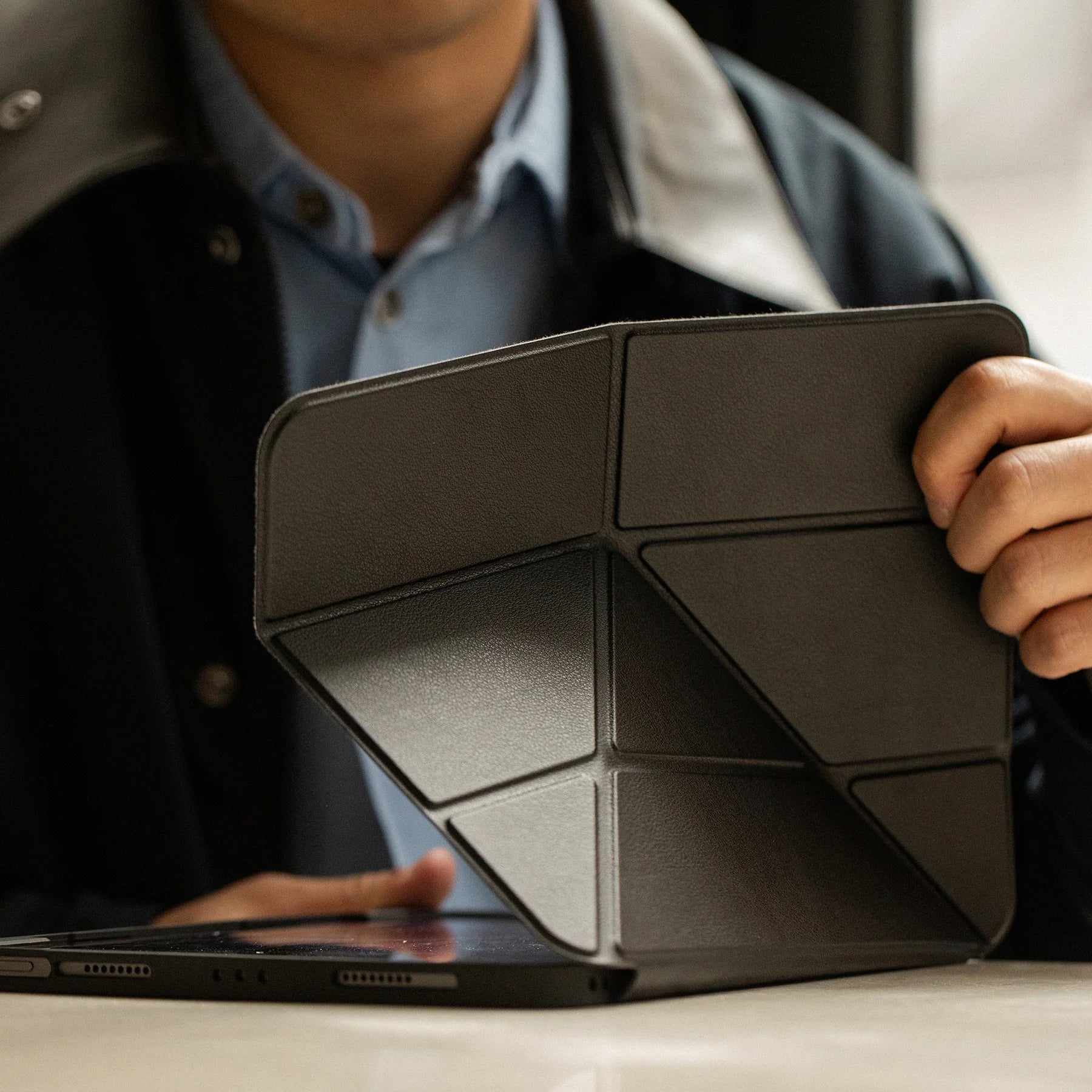 Native Union Active Case for iPad Pro 11" Black