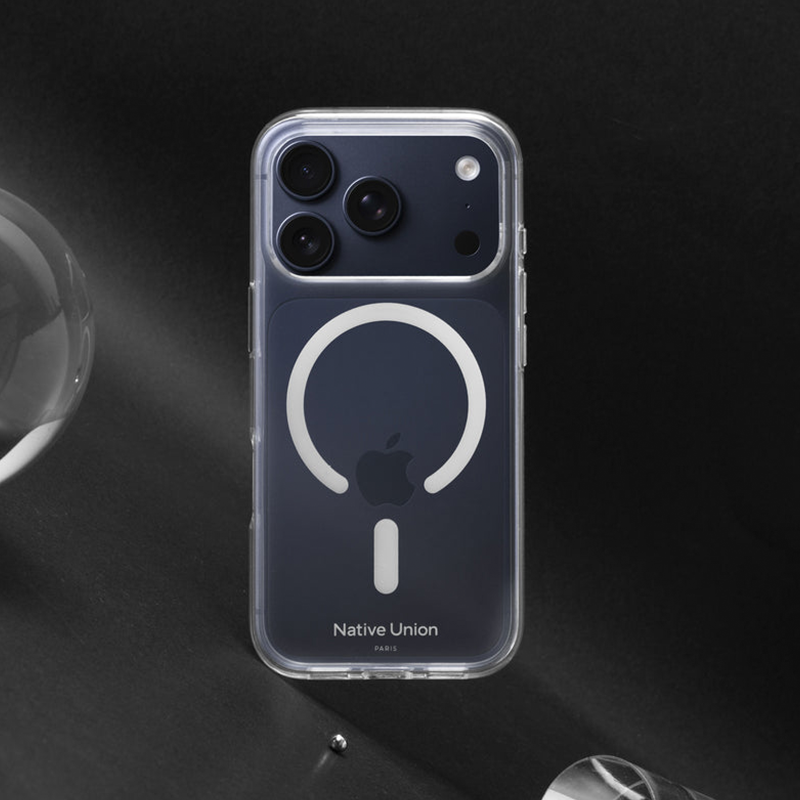 Native Union (Re) Clear Case for  iPhone 17 Pro Max The transparent recycled iPhone case with built-in magnets